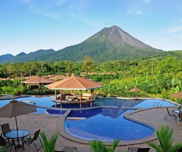 Volcano In Costa Rica — Ultimate Costa Rica